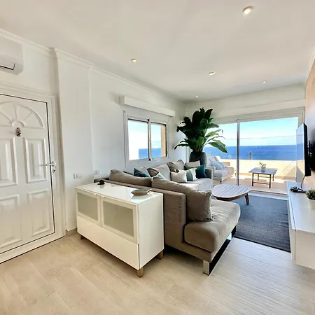 Bellavista Paradise דירה *