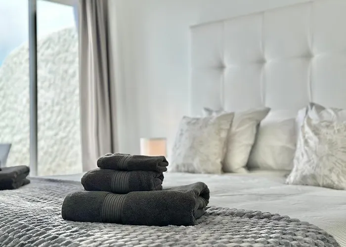 Bellavista Paradise Апартаменты *